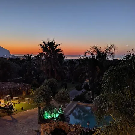 With Private Pool And Wonderful View Villa *