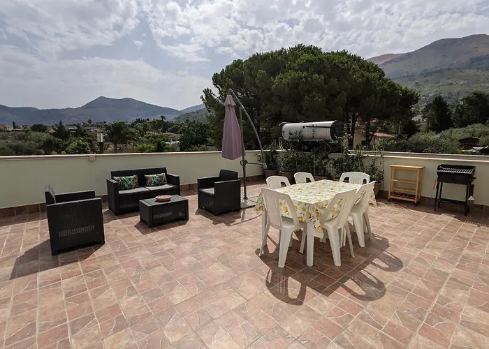With Private Pool And Wonderful View Villa Carini