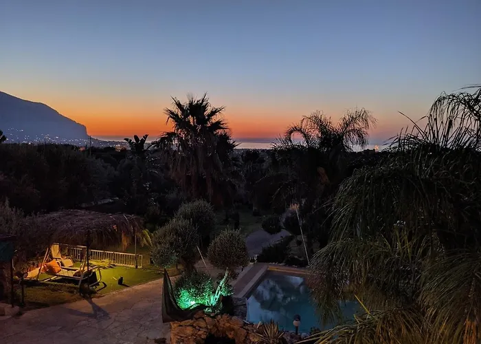 With Private Pool And Wonderful View Villa *